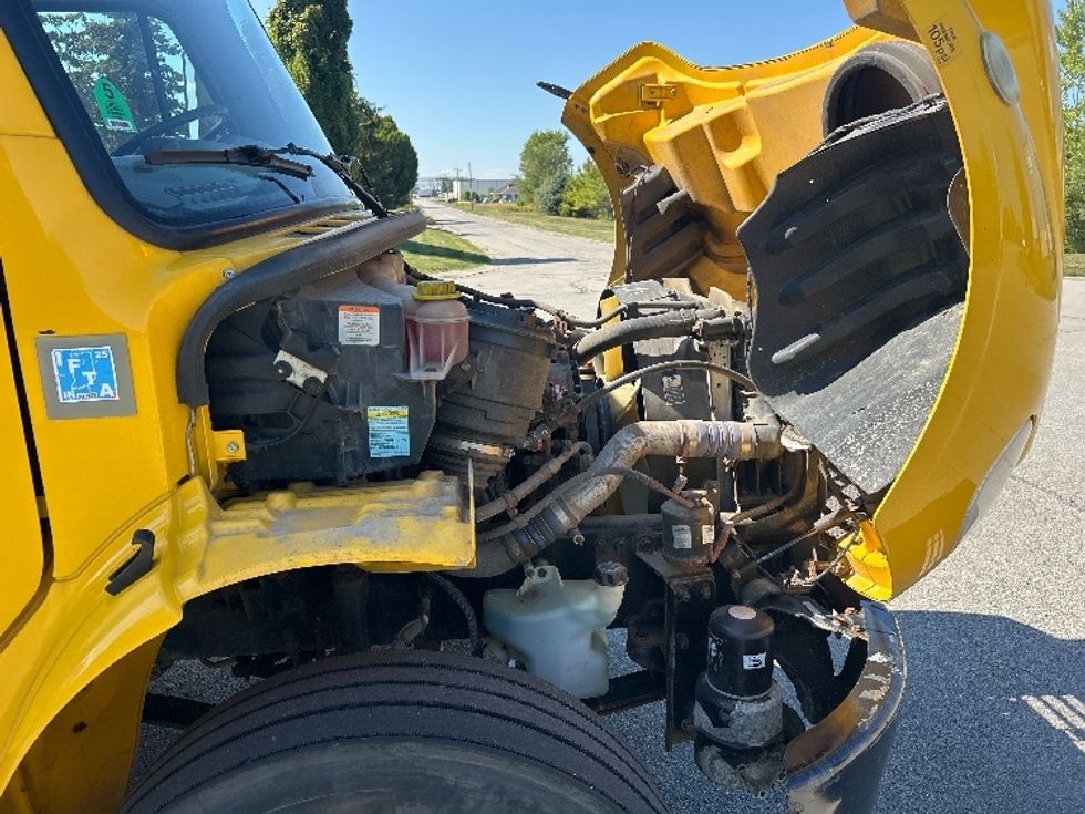 Medium Duty Box Truck-Light and Medium Duty Trucks-Freightliner-2020-M2-Rochester-NY-178,703\n\t\tmiles-$ 37,500 - Image 23