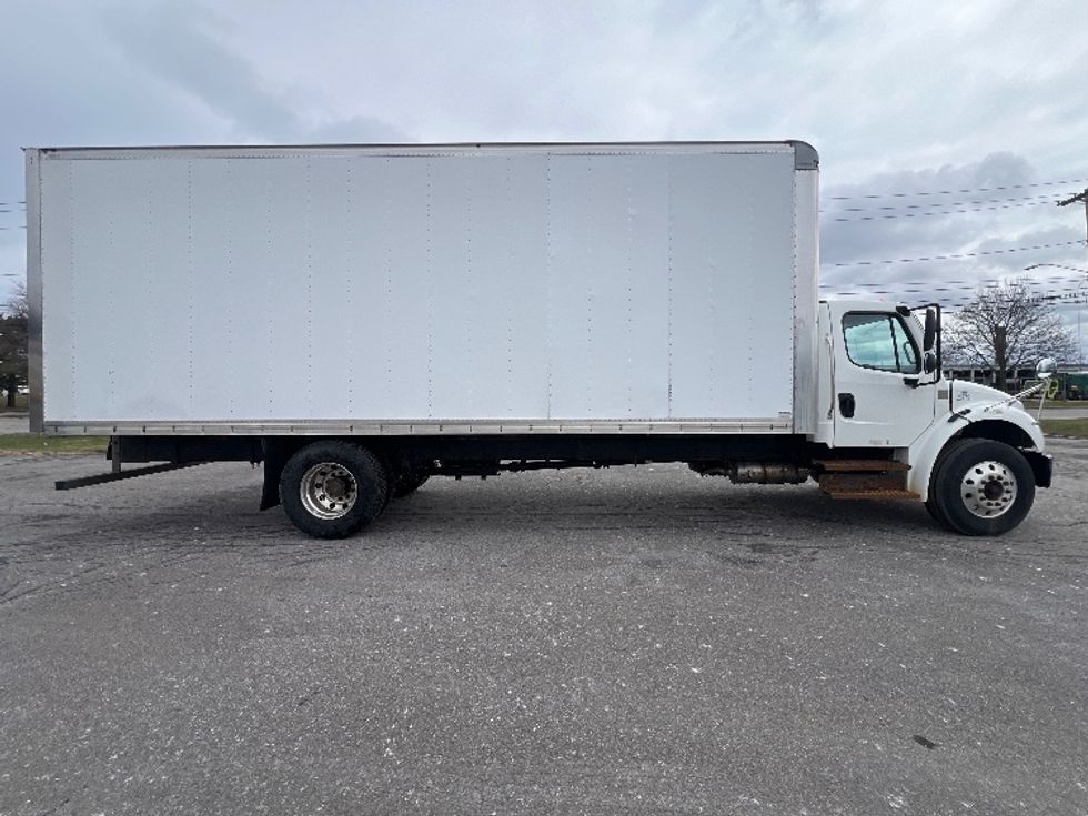 Medium Duty Box Truck-Light and Medium Duty Trucks-Freightliner-2020-M2-Rochester-NY-18,909\n\t\tmiles-$ 66,750 - Image 15