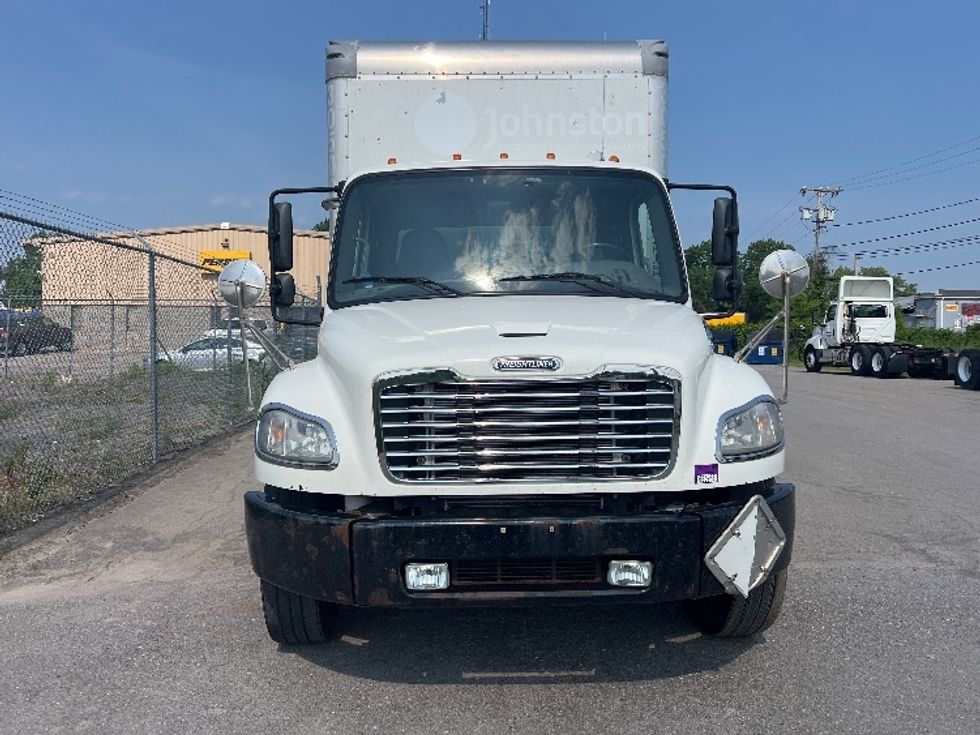 Medium Duty Box Truck-Light and Medium Duty Trucks-Freightliner-2020-M2-Rochester-NY-192,490\n\t\tmiles-$ 43,000 - Image 2