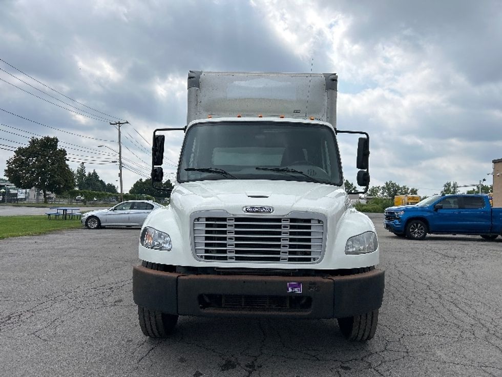 Medium Duty Box Truck-Light and Medium Duty Trucks-Freightliner-2020-M2-Rochester-NY-203,208\n\t\tmiles-$ 50,250 - Image 2