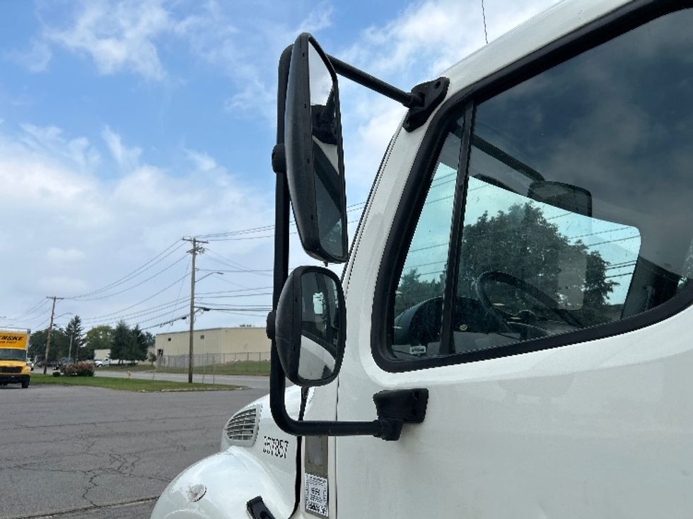 Medium Duty Box Truck-Light and Medium Duty Trucks-Freightliner-2020-M2-Rochester-NY-203,208\n\t\tmiles-$ 50,250 - Image 25