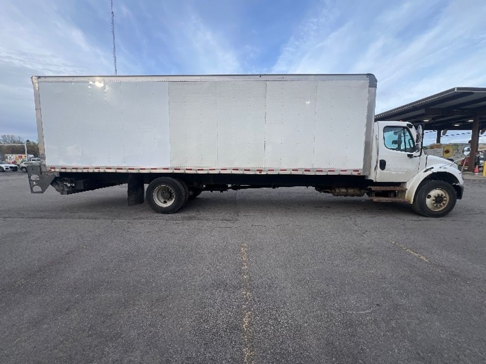 Medium Duty Box Truck-Light and Medium Duty Trucks-Freightliner-2020-M2-Rochester-NY-206,634\n\t\tmiles-$ 37,250 - Image 15