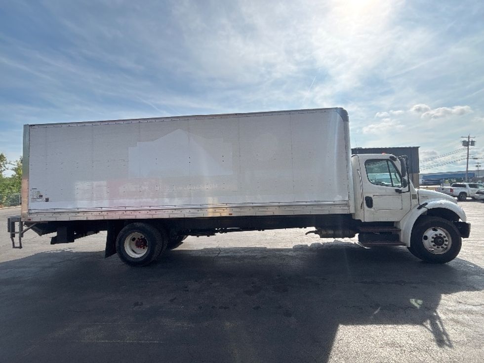 Medium Duty Box Truck-Light and Medium Duty Trucks-Freightliner-2020-M2-Rochester-NY-216,310\n\t\tmiles-$ 47,750 - Image 14