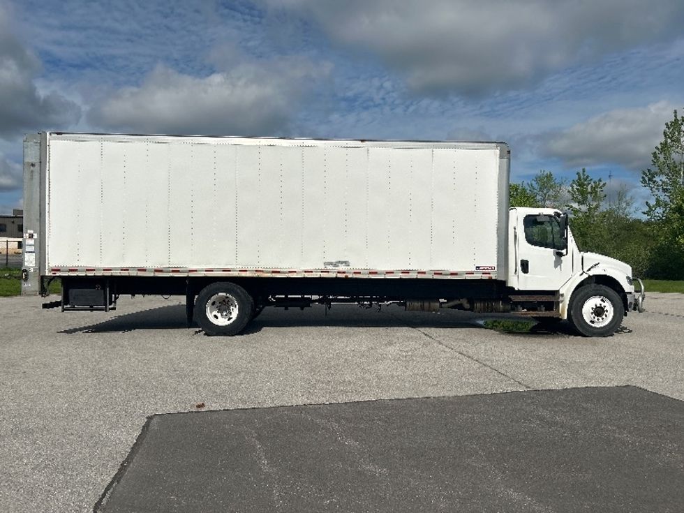 Medium Duty Box Truck-Light and Medium Duty Trucks-Freightliner-2020-M2-Rochester-NY-425,391\n\t\tmiles-$ 23,250 - Image 15