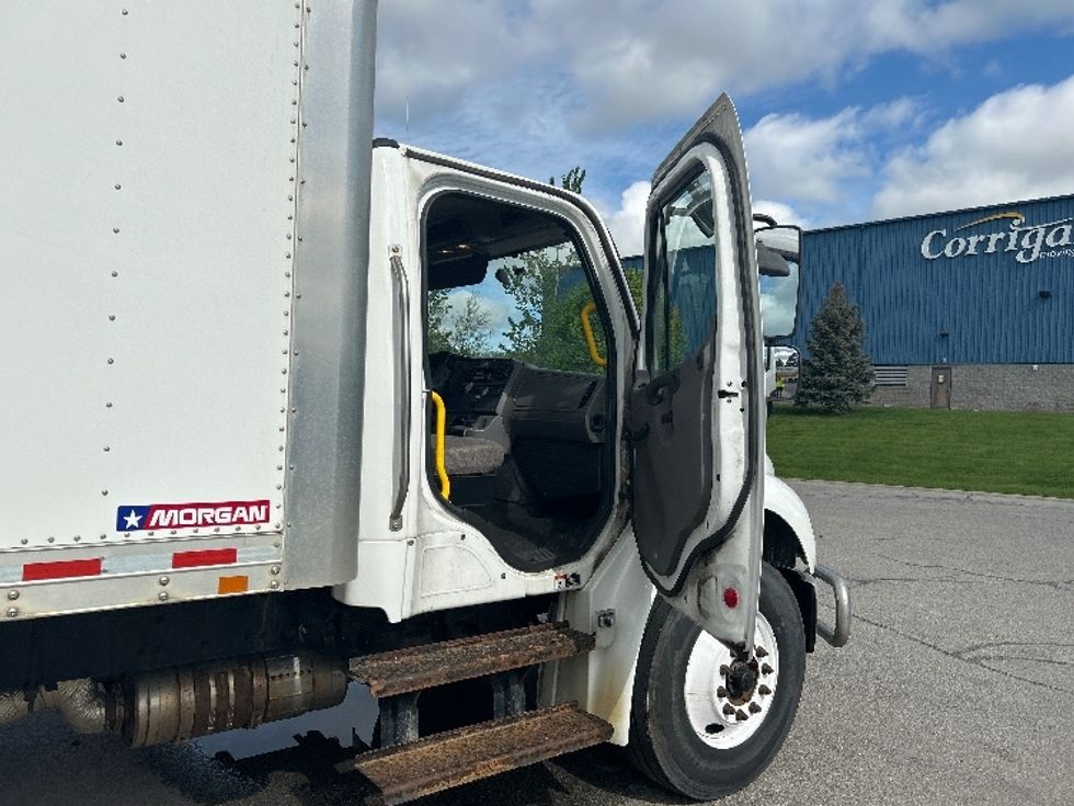 Medium Duty Box Truck-Light and Medium Duty Trucks-Freightliner-2020-M2-Rochester-NY-425,391\n\t\tmiles-$ 23,250 - Image 20