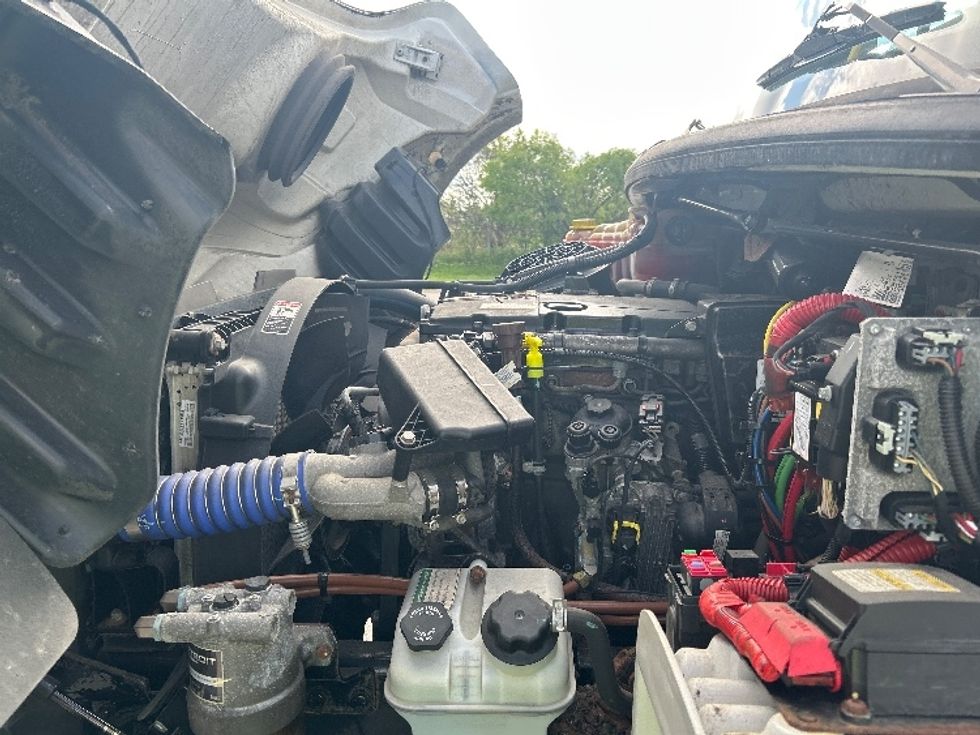 Medium Duty Box Truck-Light and Medium Duty Trucks-Freightliner-2020-M2-Rochester-NY-425,391\n\t\tmiles-$ 23,250 - Image 24