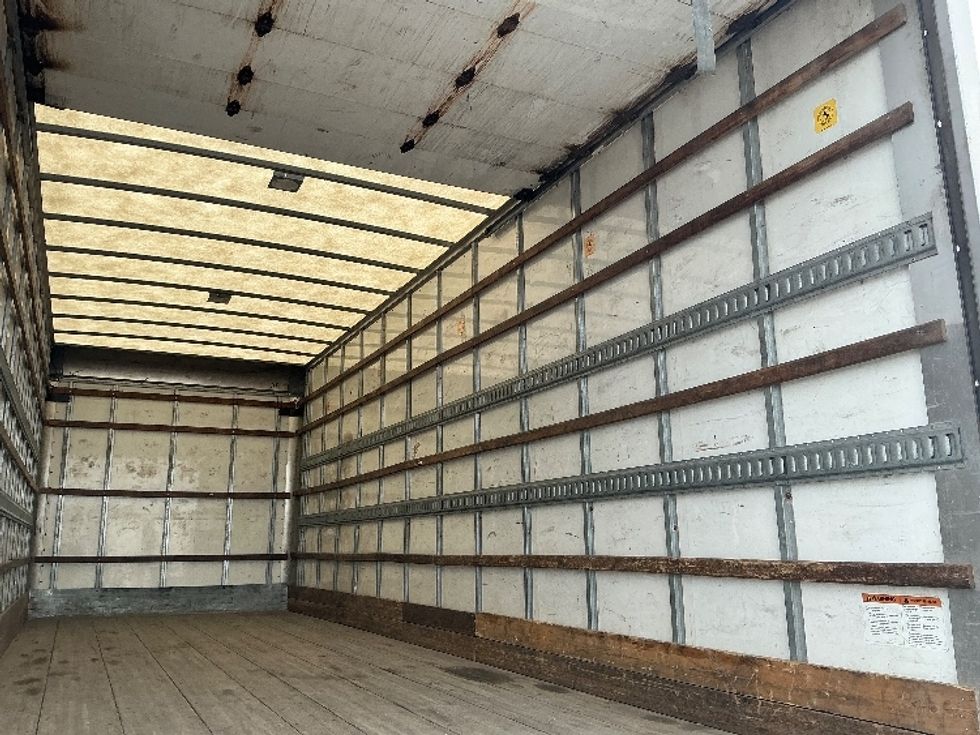 Medium Duty Box Truck-Light and Medium Duty Trucks-Freightliner-2020-M2-Rocky View County-AB-254,142\n\t\tkm-$ 67,250 - Image 12