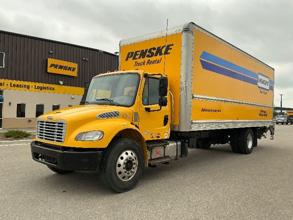 Medium Duty Box Truck-Light and Medium Duty Trucks-Freightliner-2020-M2-Rocky View County-AB-295,070\n\t\tkm-$ 62,750 - Image 3