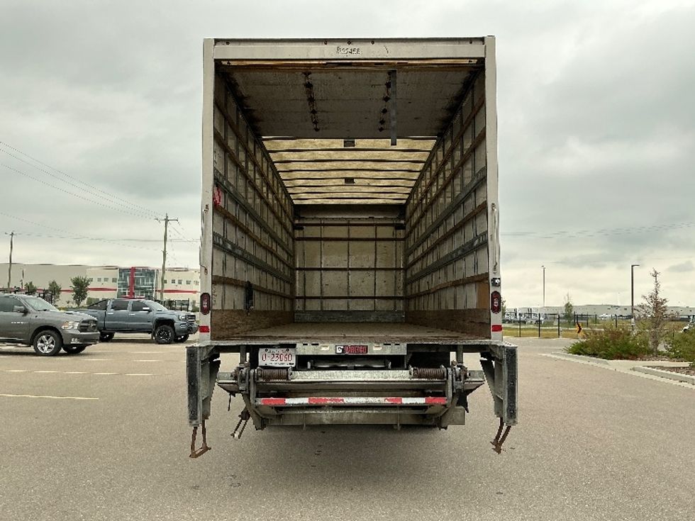 Medium Duty Box Truck-Light and Medium Duty Trucks-Freightliner-2020-M2-Rocky View County-AB-295,070\n\t\tkm-$ 62,750 - Image 8