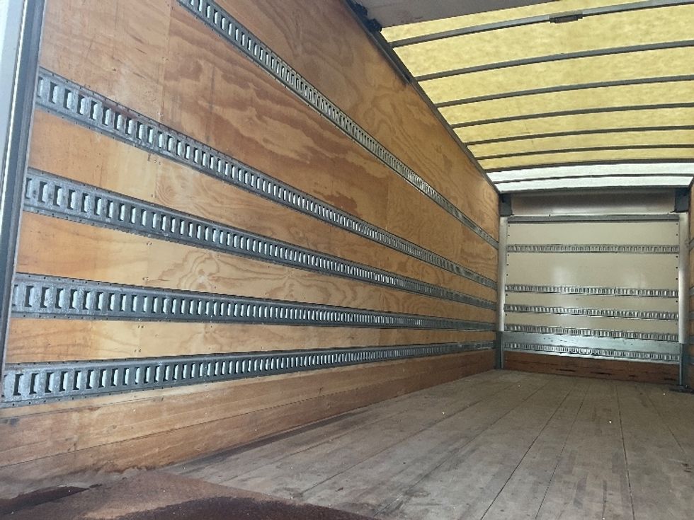 Medium Duty Box Truck-Light and Medium Duty Trucks-Freightliner-2020-M2-Romulus-MI-283,570\n\t\tmiles-$ 36,500 - Image 11