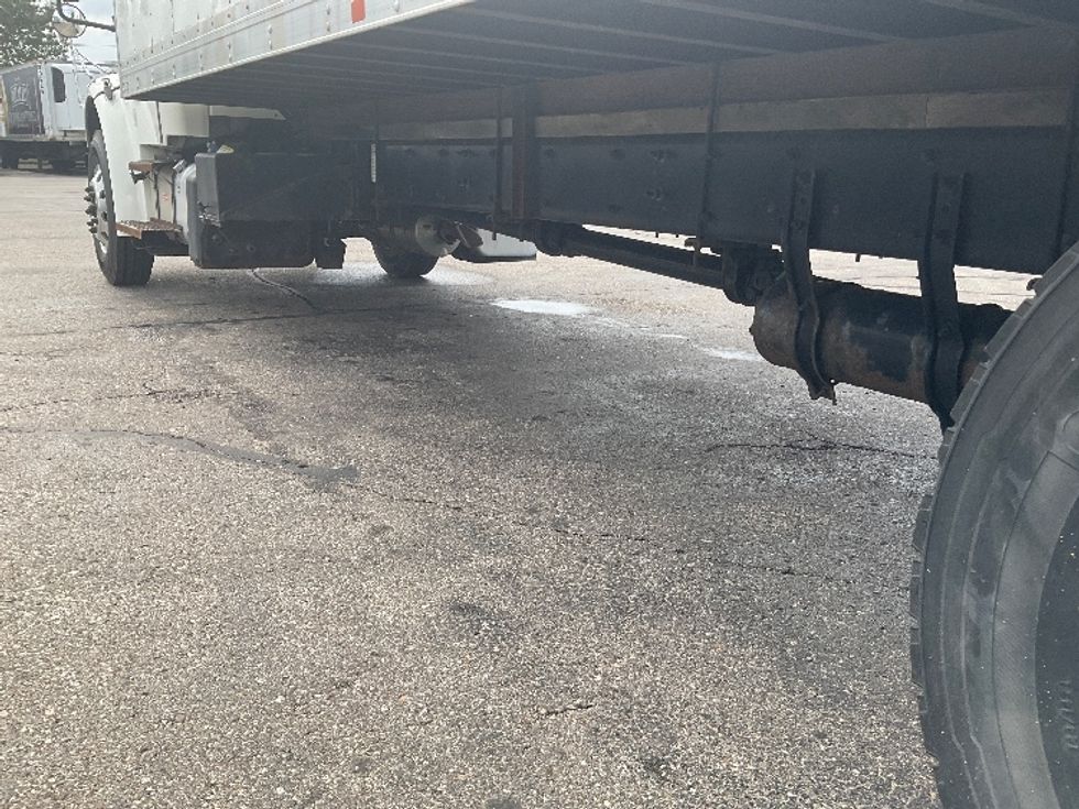 Medium Duty Box Truck-Light and Medium Duty Trucks-Freightliner-2020-M2-Romulus-MI-283,570\n\t\tmiles-$ 36,500 - Image 5