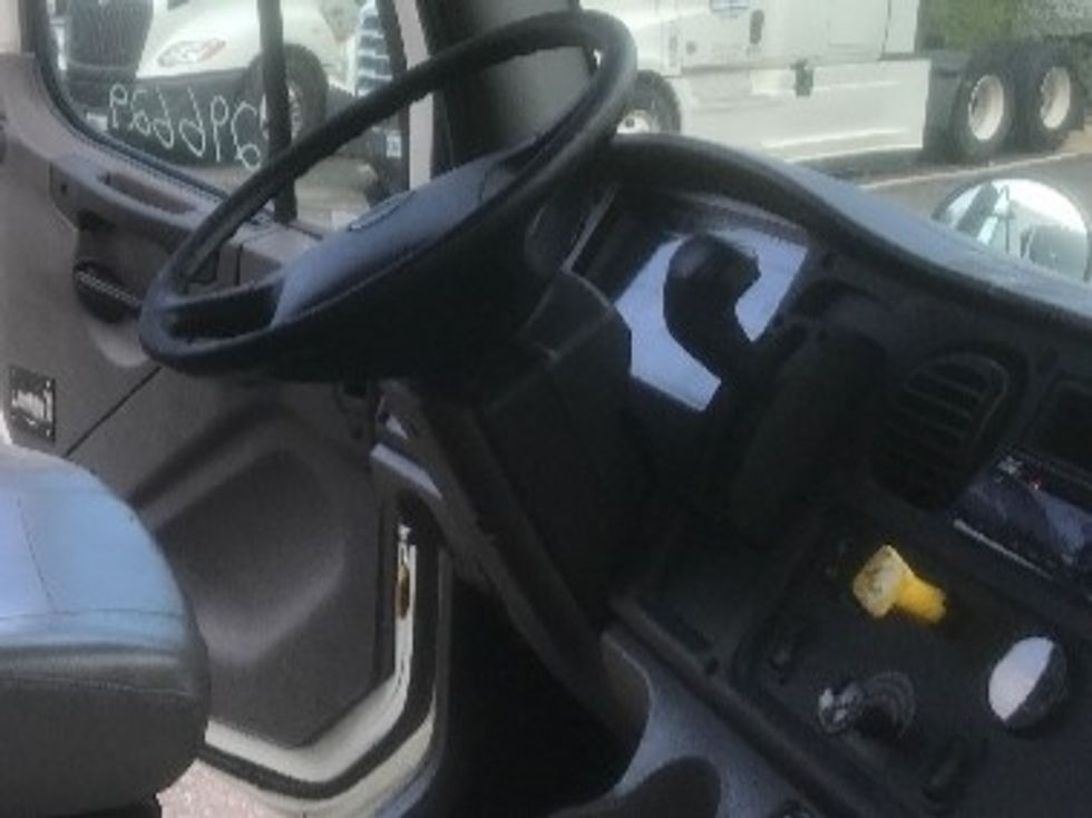 Medium Duty Box Truck-Light and Medium Duty Trucks-Freightliner-2020-M2-Roseville-MN-190,884\n\t\tmiles-$ 47,000 - Image 21