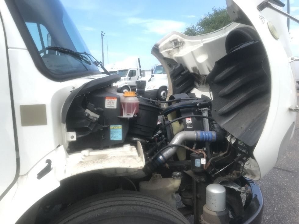 Medium Duty Box Truck-Light and Medium Duty Trucks-Freightliner-2020-M2-Roseville-MN-190,884\n\t\tmiles-$ 47,000 - Image 22