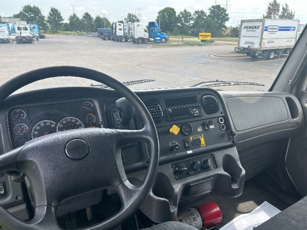 Medium Duty Box Truck-Light and Medium Duty Trucks-Freightliner-2020-M2-Rothschild-WI-302,600\n\t\tmiles-$ 34,500 - Image 18