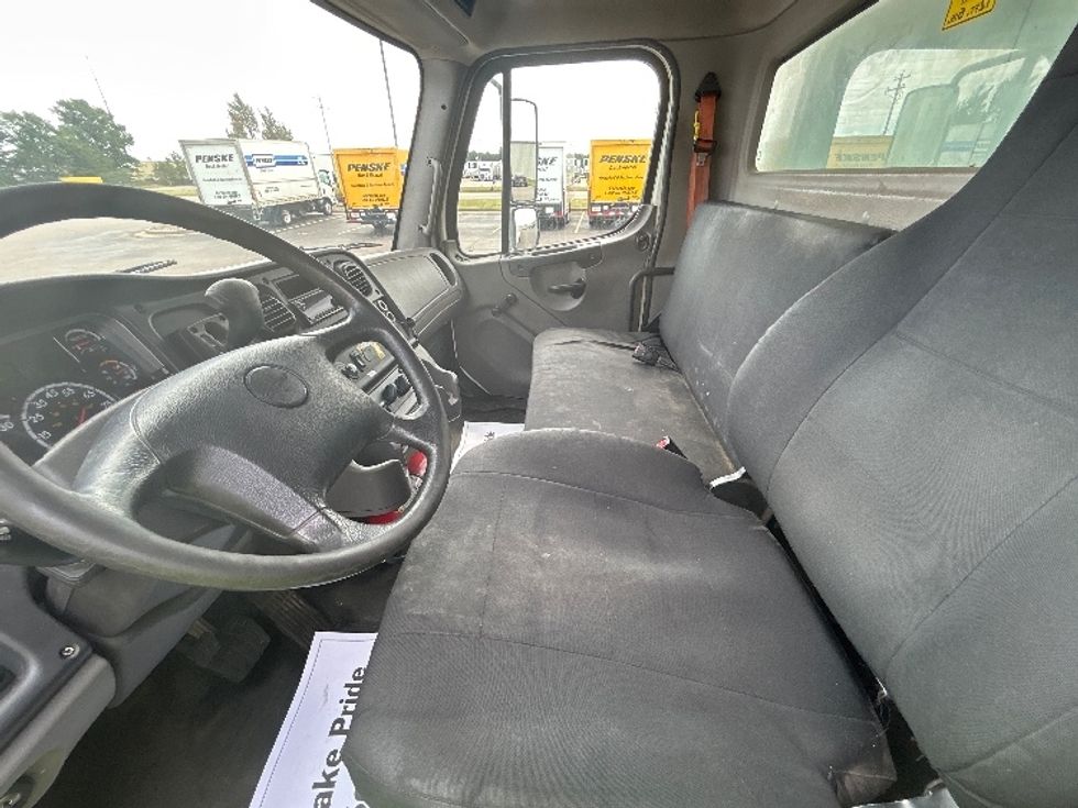 Medium Duty Box Truck-Light and Medium Duty Trucks-Freightliner-2020-M2-Rothschild-WI-302,600\n\t\tmiles-$ 34,500 - Image 19