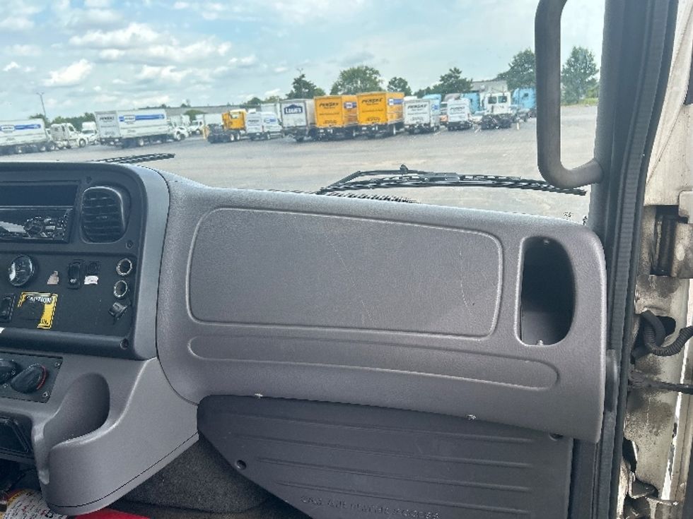 Medium Duty Box Truck-Light and Medium Duty Trucks-Freightliner-2020-M2-Rothschild-WI-302,600\n\t\tmiles-$ 34,500 - Image 21