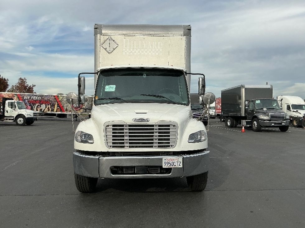 Medium Duty Box Truck-Light and Medium Duty Trucks-Freightliner-2020-M2-Sacramento-CA-245,834\n\t\tmiles-$ 43,250 - Image 2