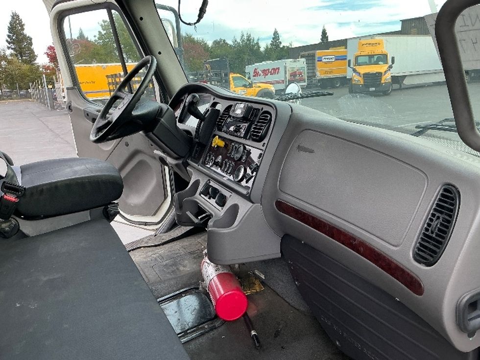 Medium Duty Box Truck-Light and Medium Duty Trucks-Freightliner-2020-M2-Sacramento-CA-245,834\n\t\tmiles-$ 43,250 - Image 22