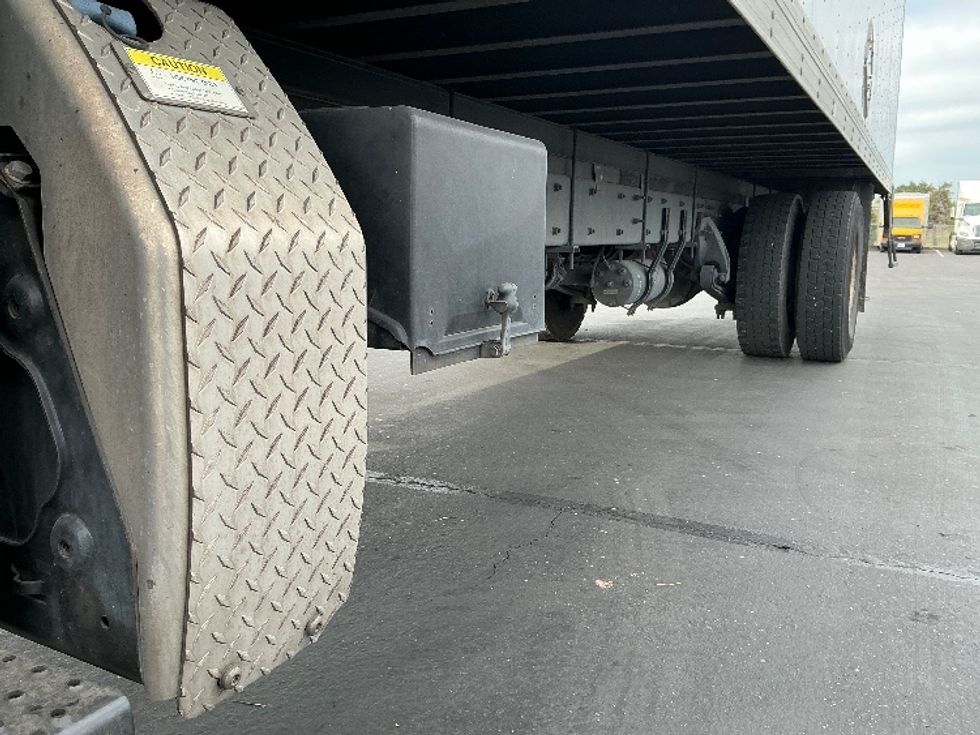 Medium Duty Box Truck-Light and Medium Duty Trucks-Freightliner-2020-M2-Sacramento-CA-245,834\n\t\tmiles-$ 43,250 - Image 5