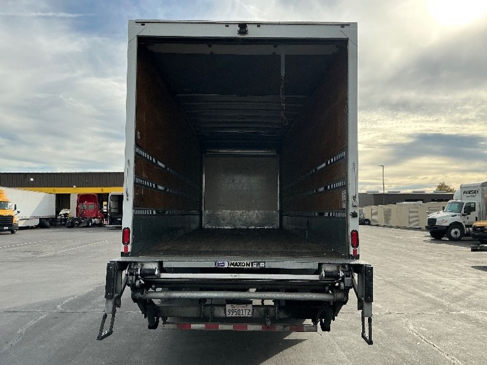 Medium Duty Box Truck-Light and Medium Duty Trucks-Freightliner-2020-M2-Sacramento-CA-245,834\n\t\tmiles-$ 43,250 - Image 8