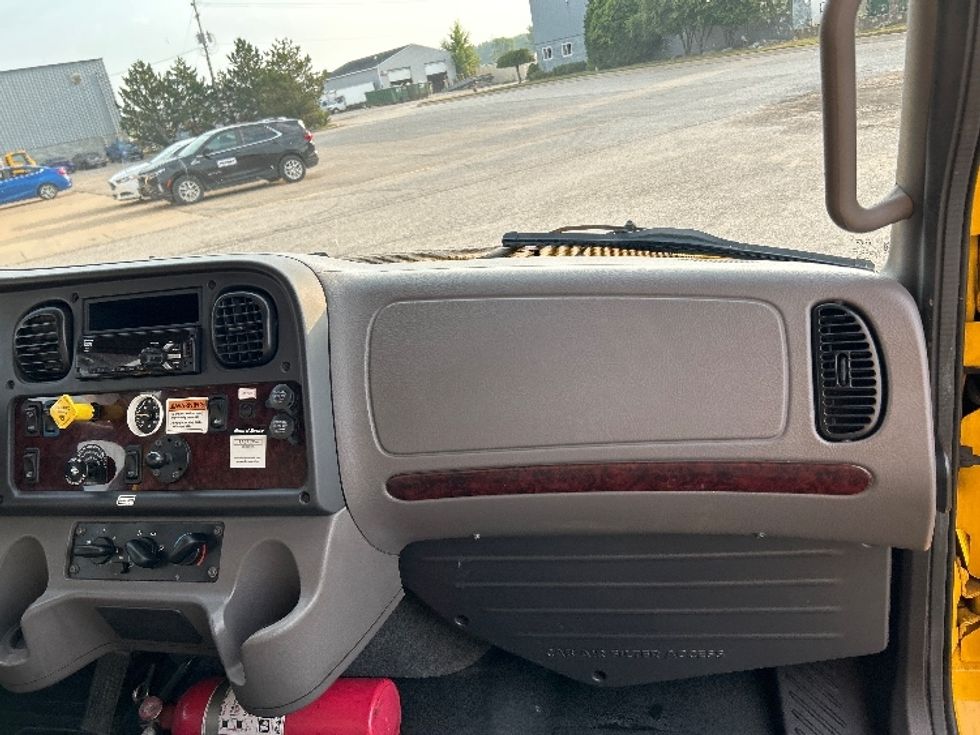 Medium Duty Box Truck-Light and Medium Duty Trucks-Freightliner-2020-M2-Saginaw-MI-165,173\n\t\tmiles-$ 39,500 - Image 21