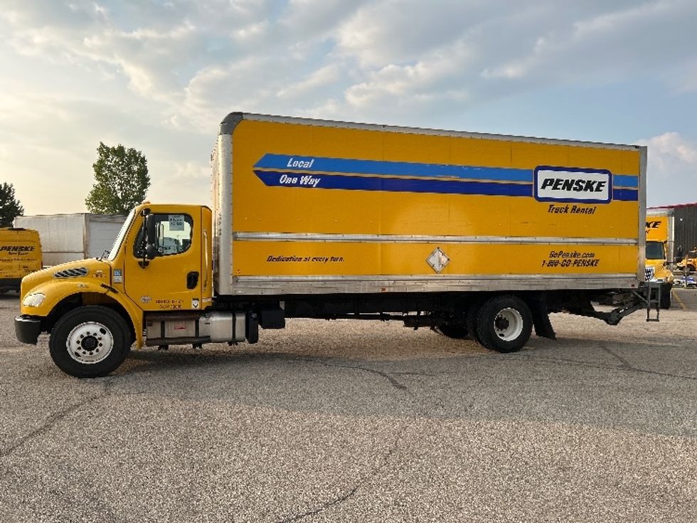 Medium Duty Box Truck-Light and Medium Duty Trucks-Freightliner-2020-M2-Saginaw-MI-165,173\n\t\tmiles-$ 39,500 - Image 4