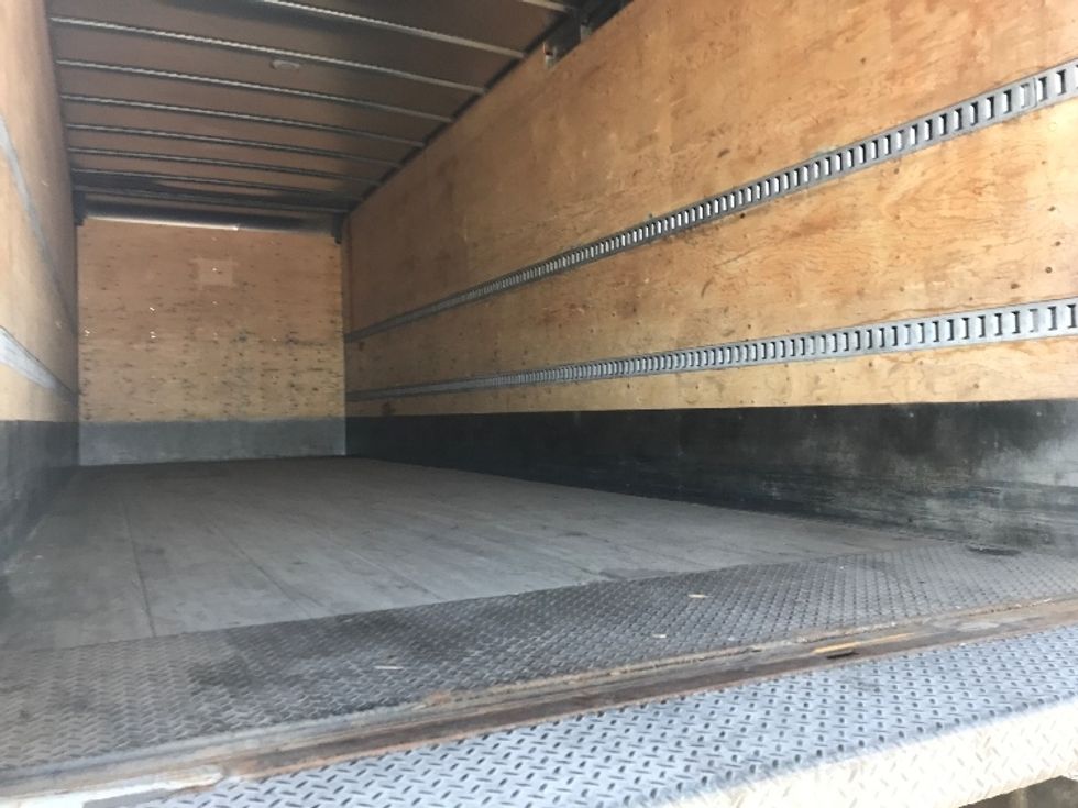 Medium Duty Box Truck-Light and Medium Duty Trucks-Freightliner-2020-M2-Saint Laurent-PQ-144,562\n\t\tkm-$ 93,000 - Image 12