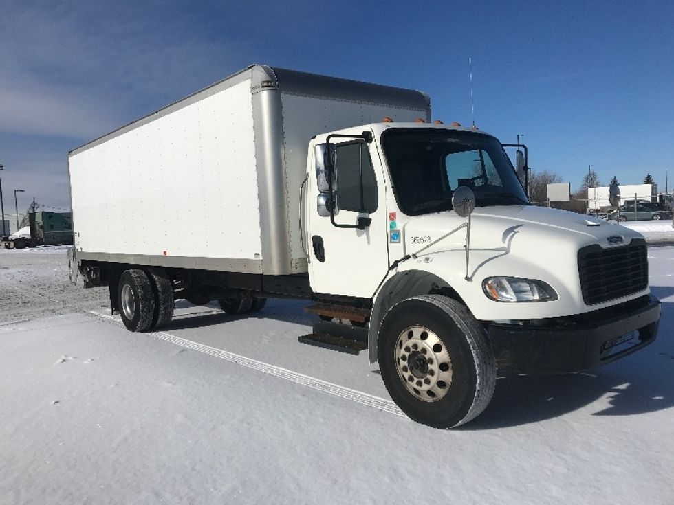Medium Duty Box Truck-Light and Medium Duty Trucks-Freightliner-2020-M2-Saint Laurent-PQ-167,547\n\t\tkm-$ 65,750 - Image 1