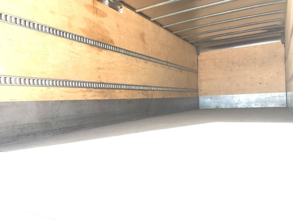 Medium Duty Box Truck-Light and Medium Duty Trucks-Freightliner-2020-M2-Saint Laurent-PQ-167,547\n\t\tkm-$ 65,750 - Image 11