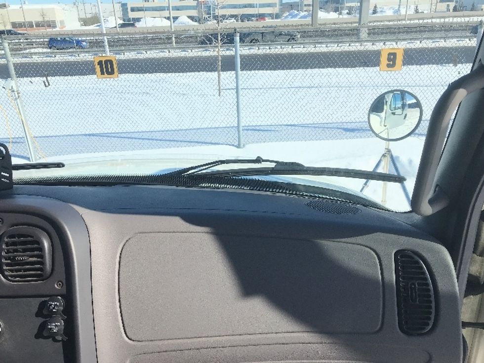 Medium Duty Box Truck-Light and Medium Duty Trucks-Freightliner-2020-M2-Saint Laurent-PQ-167,547\n\t\tkm-$ 65,750 - Image 21