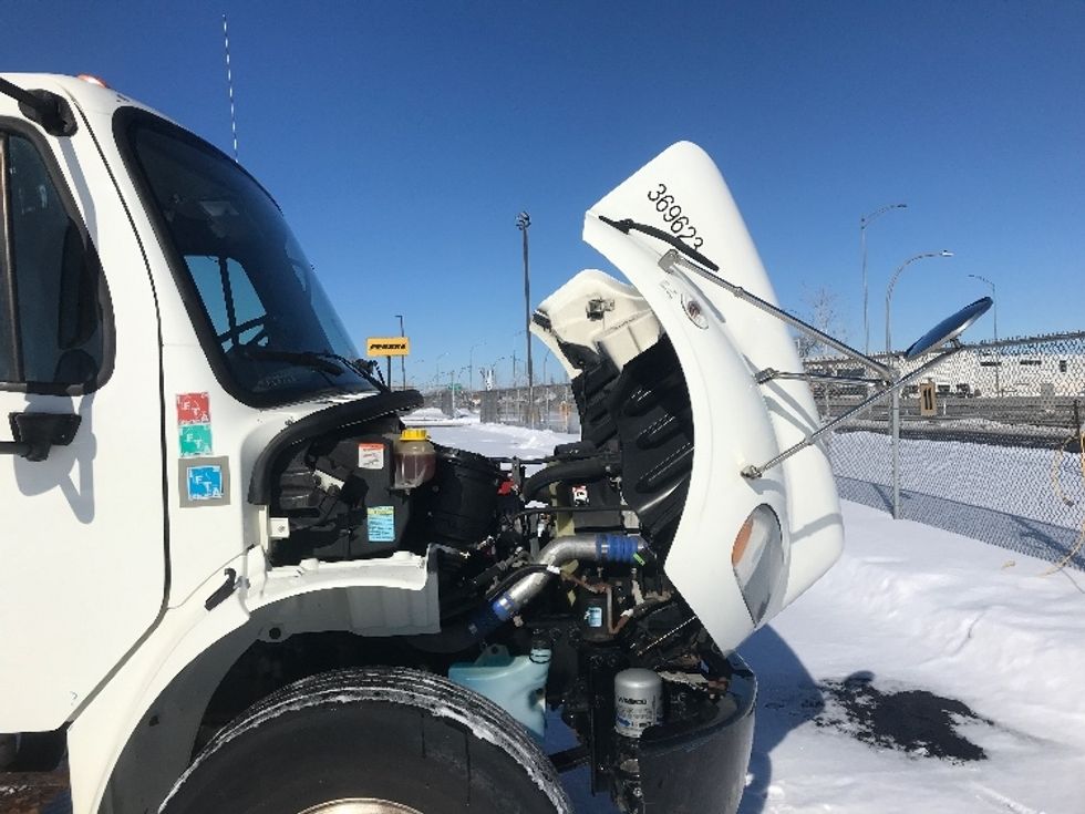 Medium Duty Box Truck-Light and Medium Duty Trucks-Freightliner-2020-M2-Saint Laurent-PQ-167,547\n\t\tkm-$ 65,750 - Image 23