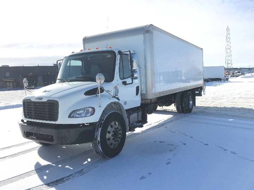 Medium Duty Box Truck-Light and Medium Duty Trucks-Freightliner-2020-M2-Saint Laurent-PQ-167,547\n\t\tkm-$ 65,750 - Image 3