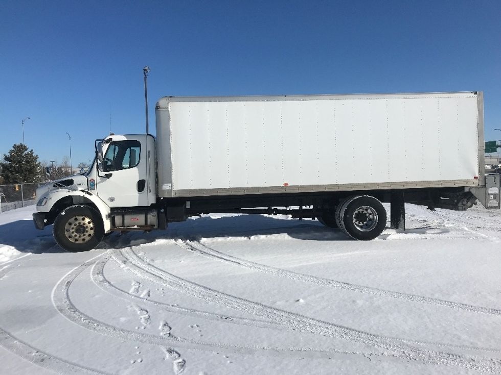 Medium Duty Box Truck-Light and Medium Duty Trucks-Freightliner-2020-M2-Saint Laurent-PQ-167,547\n\t\tkm-$ 65,750 - Image 4