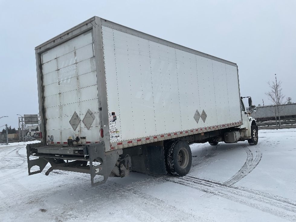 Medium Duty Box Truck-Light and Medium Duty Trucks-Freightliner-2020-M2-Saint Laurent-PQ-304,575\n\t\tkm-$ 57,000 - Image 13