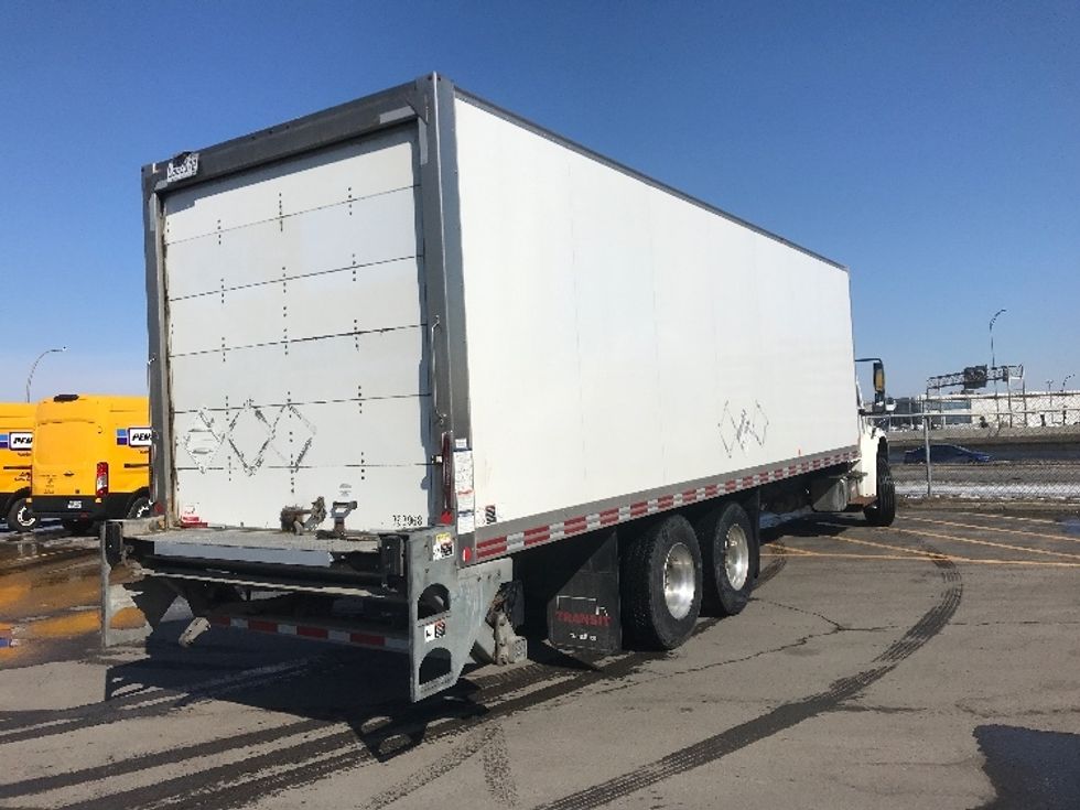 Medium Duty Box Truck-Light and Medium Duty Trucks-Freightliner-2020-M2-Saint Laurent-PQ-326,979\n\t\tkm-$ 77,500 - Image 13