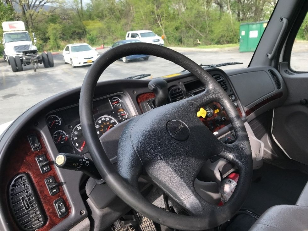 Medium Duty Box Truck-Light and Medium Duty Trucks-Freightliner-2020-M2-Salem-VA-142,756\n\t\tmiles-$ 59,750 - Image 16