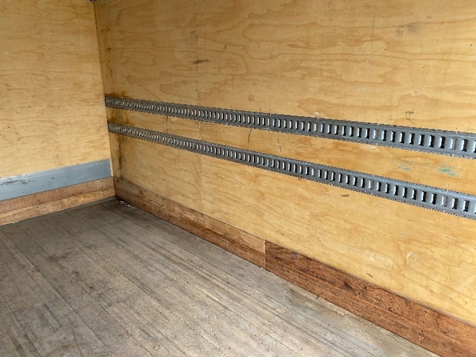 Medium Duty Box Truck-Light and Medium Duty Trucks-Freightliner-2020-M2-Salem-VA-36,291\n\t\tmiles-$ 60,250 - Image 12