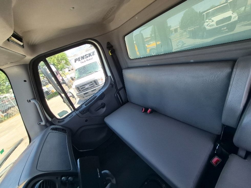 Medium Duty Box Truck-Light and Medium Duty Trucks-Freightliner-2020-M2-Salt Lake City-UT-109,967\n\t\tmiles-$ 71,500 - Image 19