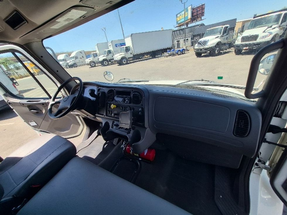 Medium Duty Box Truck-Light and Medium Duty Trucks-Freightliner-2020-M2-Salt Lake City-UT-109,967\n\t\tmiles-$ 71,500 - Image 21