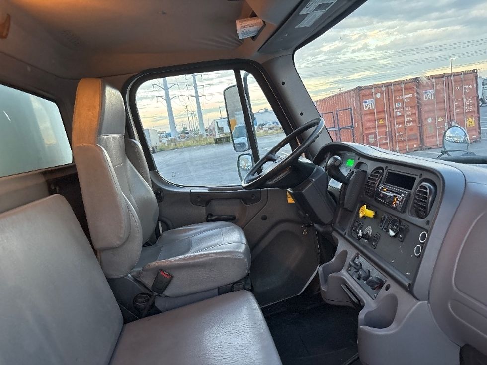 Medium Duty Box Truck-Light and Medium Duty Trucks-Freightliner-2020-M2-Salt Lake City-UT-109,975\n\t\tmiles-$ 65,500 - Image 22
