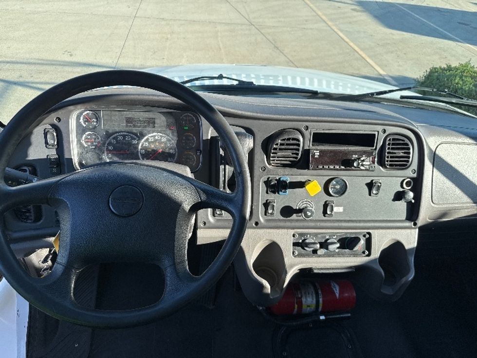 Medium Duty Box Truck-Light and Medium Duty Trucks-Freightliner-2020-M2-Salt Lake City-UT-271,110\n\t\tmiles-$ 41,250 - Image 18