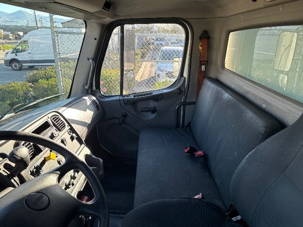 Medium Duty Box Truck-Light and Medium Duty Trucks-Freightliner-2020-M2-Salt Lake City-UT-271,110\n\t\tmiles-$ 41,250 - Image 19