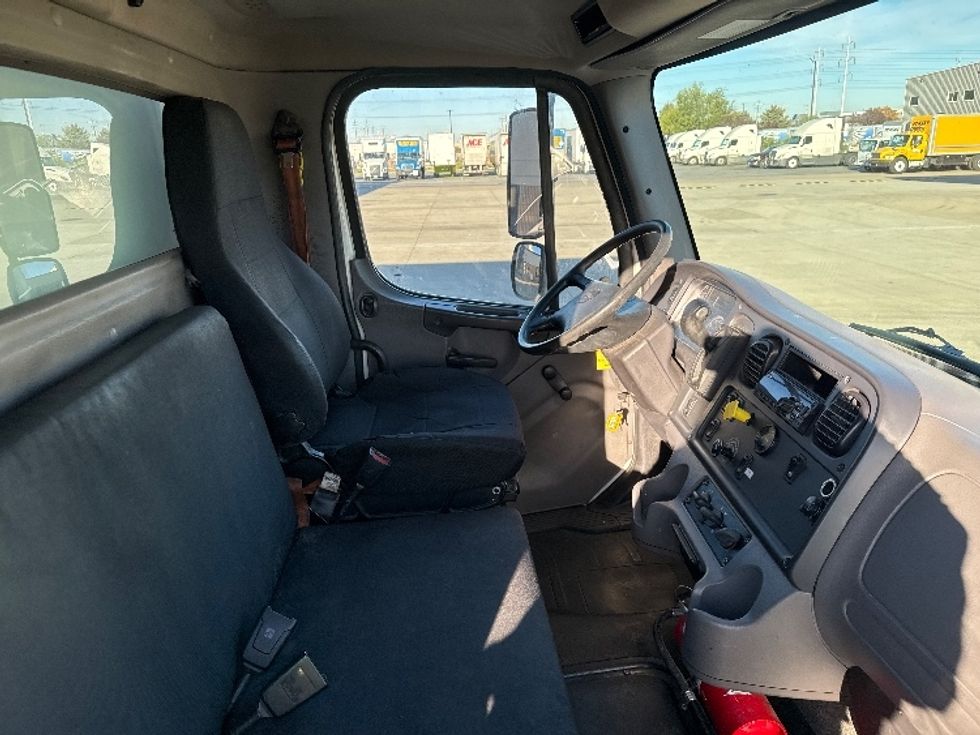 Medium Duty Box Truck-Light and Medium Duty Trucks-Freightliner-2020-M2-Salt Lake City-UT-271,110\n\t\tmiles-$ 41,250 - Image 22