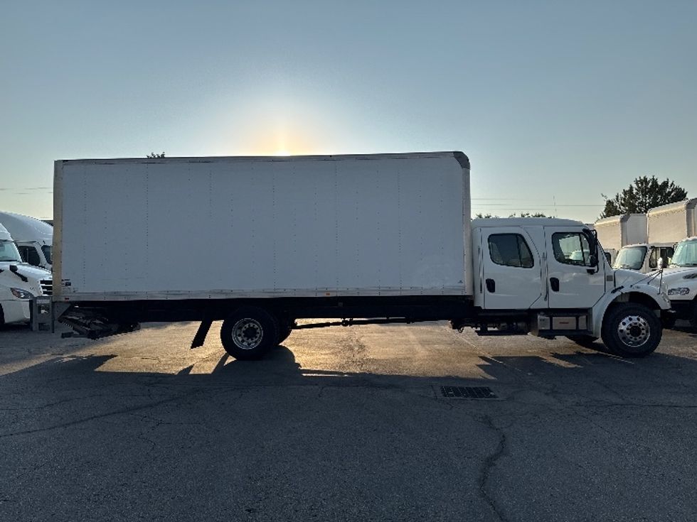 Medium Duty Box Truck-Light and Medium Duty Trucks-Freightliner-2020-M2-Salt Lake City-UT-75,392\n\t\tmiles-$ 79,500 - Image 15