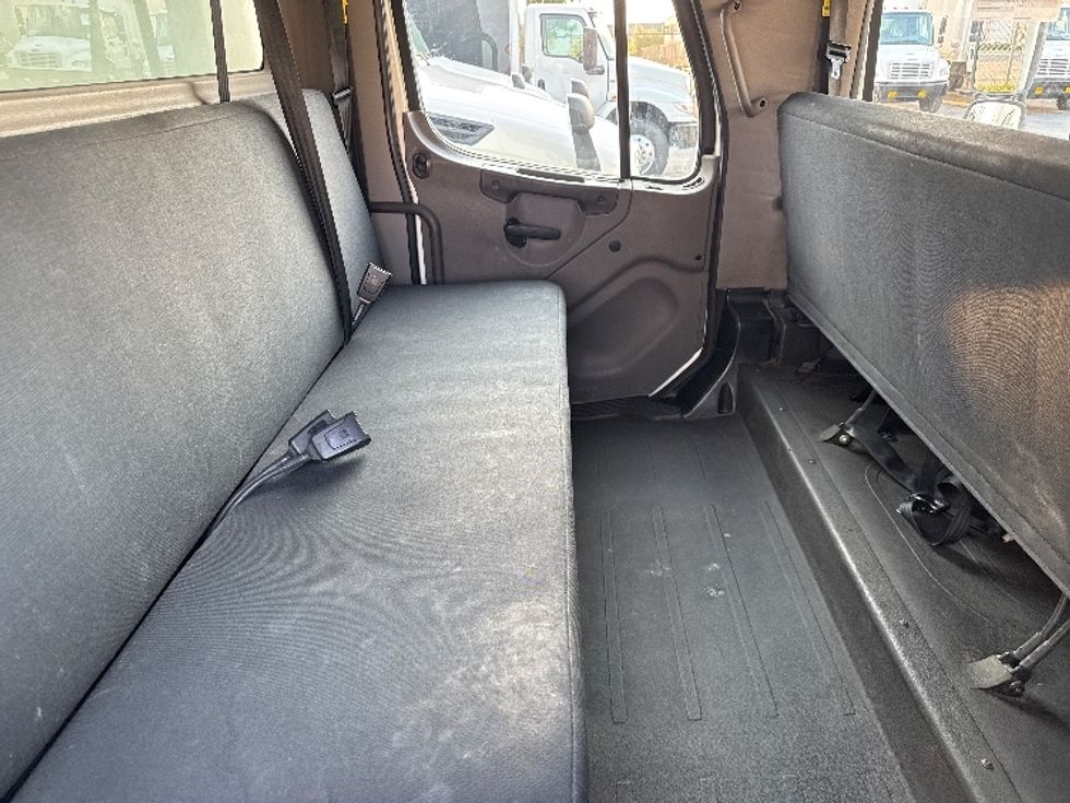 Medium Duty Box Truck-Light and Medium Duty Trucks-Freightliner-2020-M2-Salt Lake City-UT-75,392\n\t\tmiles-$ 79,500 - Image 26