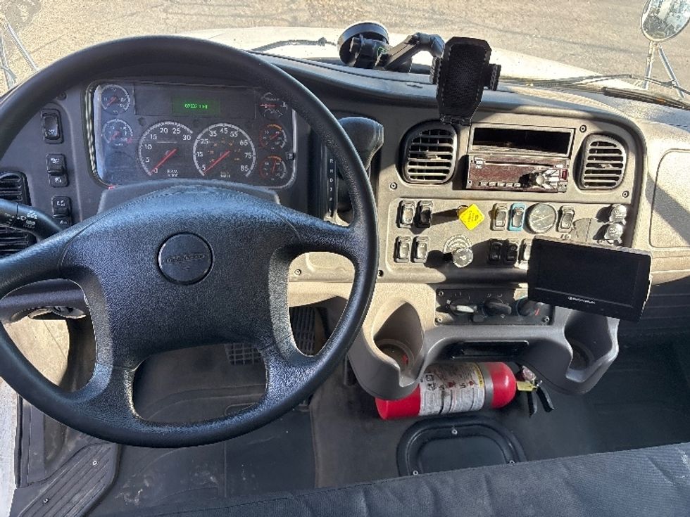 Medium Duty Box Truck-Light and Medium Duty Trucks-Freightliner-2020-M2-Salt Lake City-UT-87,033\n\t\tmiles-$ 82,250 - Image 18