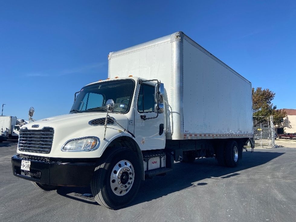 Medium Duty Box Truck-Light and Medium Duty Trucks-Freightliner-2020-M2-San Antonio-TX-130,985\n\t\tmiles-$ 58,750 - Image 3