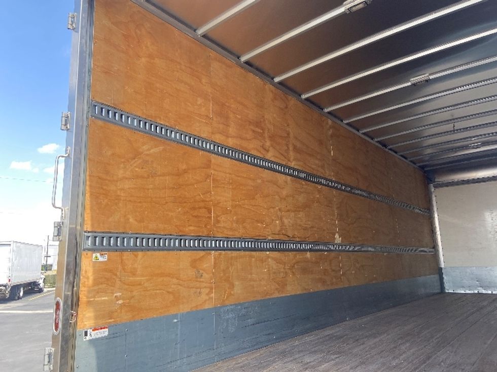 Medium Duty Box Truck-Light and Medium Duty Trucks-Freightliner-2020-M2-San Antonio-TX-137,038\n\t\tmiles-$ 61,750 - Image 11