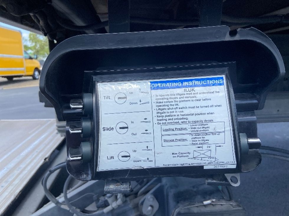 Medium Duty Box Truck-Light and Medium Duty Trucks-Freightliner-2020-M2-San Antonio-TX-137,038\n\t\tmiles-$ 61,750 - Image 25