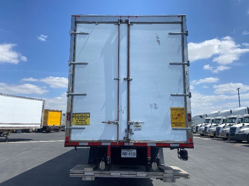 Medium Duty Box Truck-Light and Medium Duty Trucks-Freightliner-2020-M2-San Antonio-TX-137,038\n\t\tmiles-$ 61,750 - Image 7